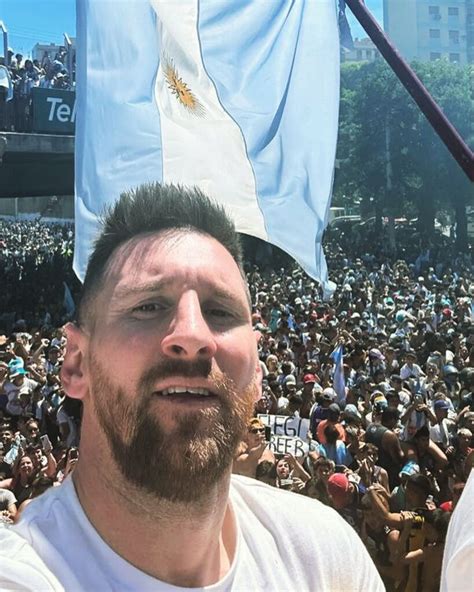 Messi revolucionó las redes: subió una foto y el tamaño de su。